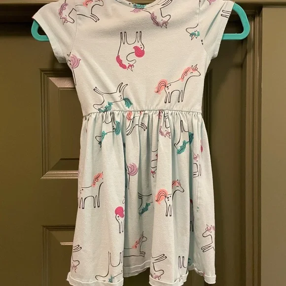 Bundle of Three 5T/6X T-Shirt Dresses - Picture 9 of 10